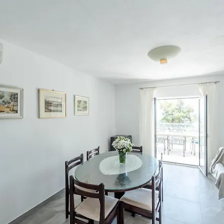 House Vesna Vila *
