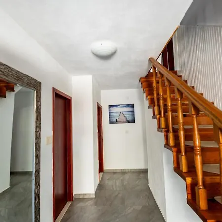 House Vesna Vila *